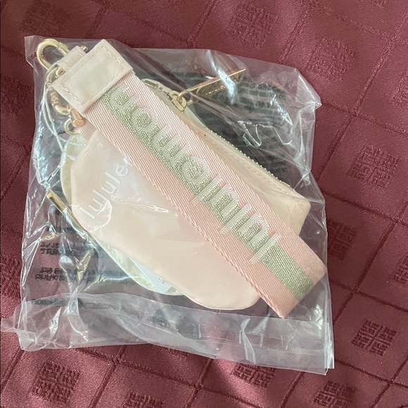 lululemon athletica Pink and Cream Clutch Wristlet - Picture 6 of 7
